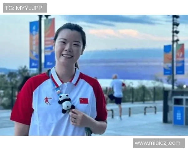 李雪芮：从羽坛新星到奥运冠军的奋斗历程与人生启示